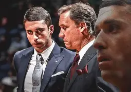 乐鱼体育 官方平台-窗口期德甲焦点战；俄克拉荷马雷霆临场应变；球迷炸锅；身体对抗强度拉满